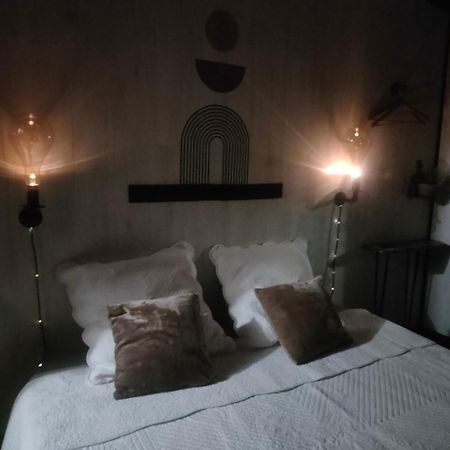 2Ch 4Pers Matelas M De Forme Kitchenette Sdb Wc Au Calme Cote Jardin Tulle Kültér fotó